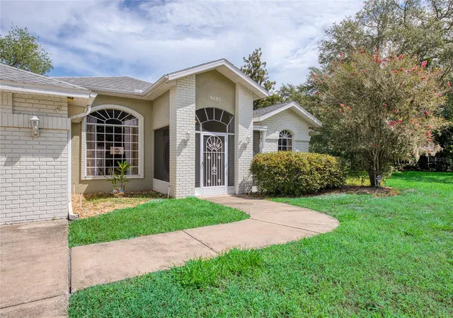 Photo 3 of Single family home for sale at 9685 Southern Belle Dr, Weeki Wachee, FL 34613 | MLS# OM726764 | Listing updated on 2026-09-04