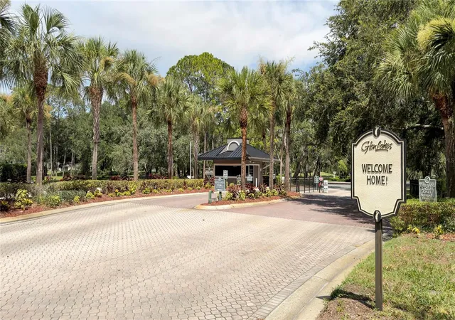 Photo 4 of Single family home for sale at 9685 Southern Belle Dr, Weeki Wachee, FL 34613 | MLS# OM726764 | Listing updated on 2026-09-04
