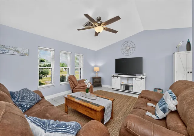 5th image of 255 Mark Twain Ln, Rotonda West, FL 33947 | MLS# D6147818