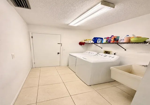21st image of 1382 Sutton Pl Dr, Palm Harbor, FL 34683 | MLS# W7886792