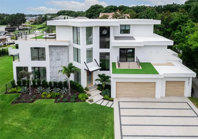 Photo 1 of Mansion for sale at 9061 Ron Den Ln, Windermere, FL 34786 | MLS# O6417446 | Listing updated on 2026-06-18