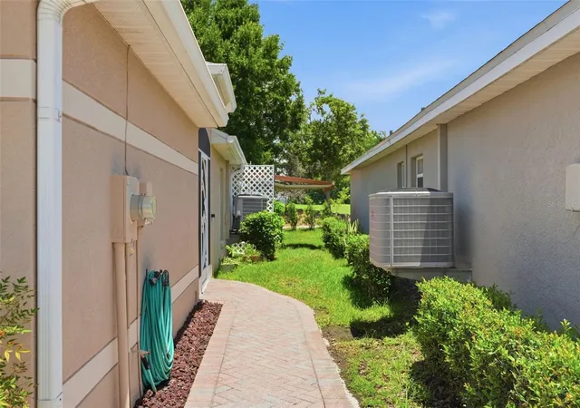 5th image of 10340 Buncombe Wy, San Antonio, FL 33576 | MLS# TB8519960
