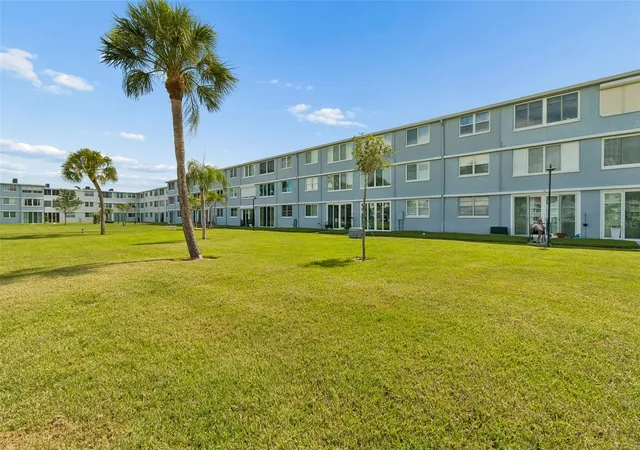 Homes for sale in St Petersburg, FL | 4715 Bay St Ne #223, St Petersburg, FL 33703 | MLS# TB8519968