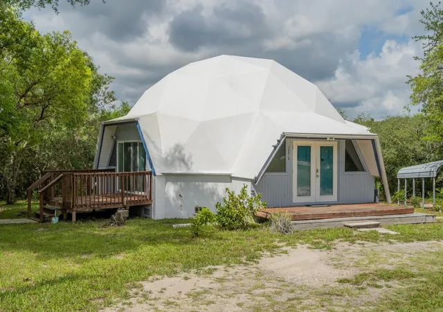 Photo 3 of Single family home for sale at 30810 Ne 78 Street, Fort Mc Coy, FL 32134 | MLS# OM726778 | Listing updated on 2026-09-01