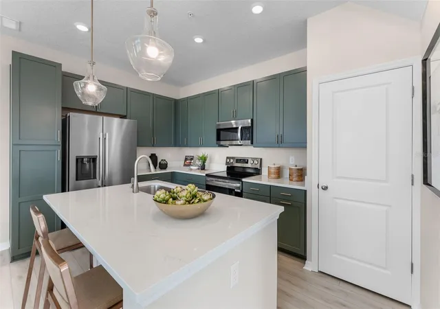 4th image of 743 Blissful Gardens Wy, Apopka, FL 32703 | MLS# W7886797