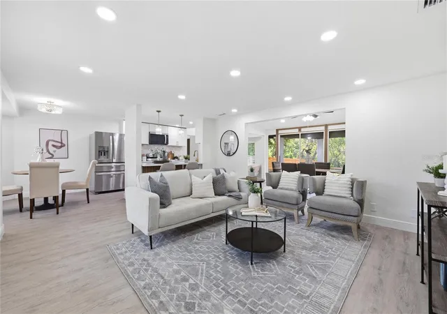 Photo 2 of Single family home for sale at 1915 E Mulberry Dr, Tampa, FL 33604 | MLS# O6417488 | Listing updated on 2026-09-03
