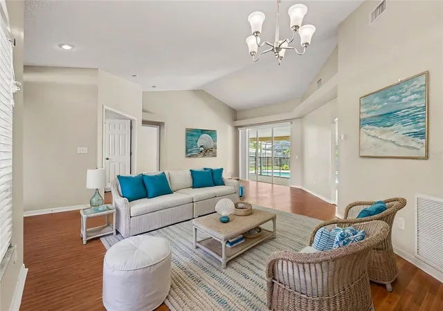 5th image of 2909 Starmount Dr, Valrico, FL 33596 | MLS# TB8519994