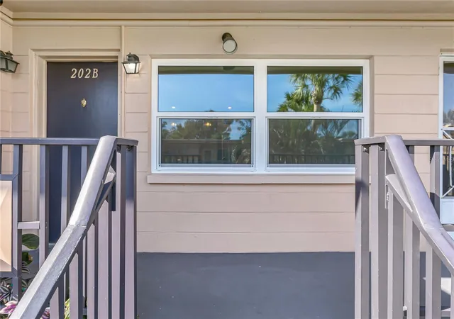 Photo 3 of Condo for sale at 216 36th Avenue N #202B, St Petersburg, FL 33704 | MLS# TB8519995 | Listing updated on 2026-10-15