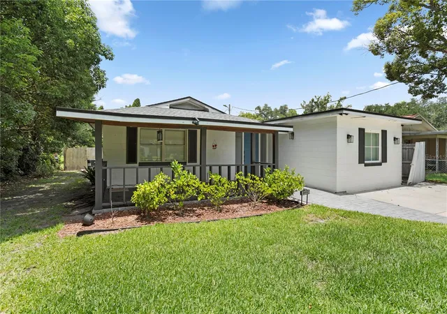 Photo 1 of Single family home for sale at 2412 Grandview Ave, Sanford, FL 32771 | MLS# O6417495 | Listing updated on 2026-09-23