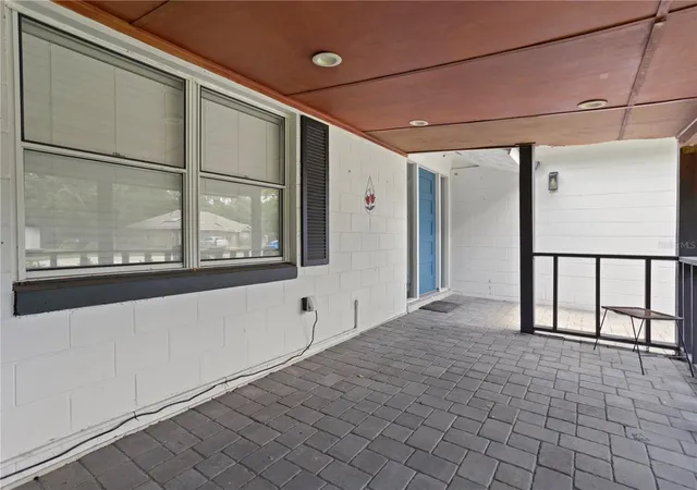 Photo 2 of Single family home for sale at 2412 Grandview Ave, Sanford, FL 32771 | MLS# O6417495 | Listing updated on 2026-09-23