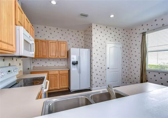 Homes for sale in Riverview, FL | 4744 Pond Ridge Dr #1, Riverview, FL 33578 | MLS# TB8520005