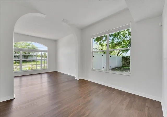 3rd image of 1101 Blufield Ave, Brandon, FL 33511 | MLS# O6417517
