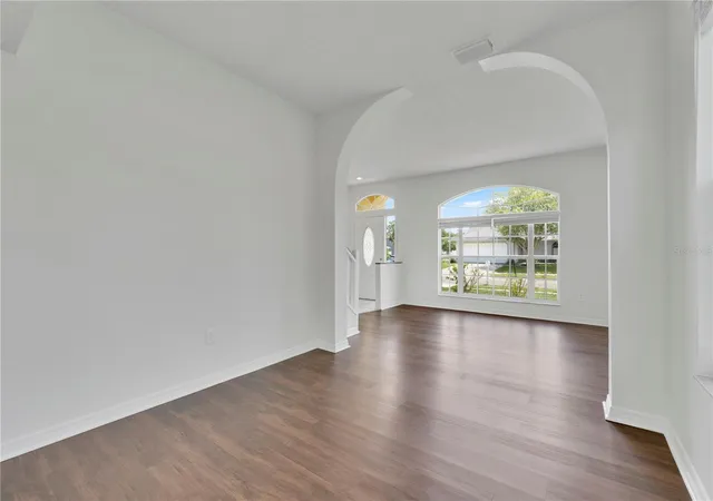 4th image of 1101 Blufield Ave, Brandon, FL 33511 | MLS# O6417517