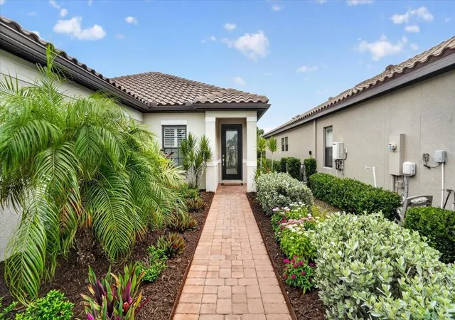 2nd image of 4642 Crestpoint Wy, Palmetto, FL 34221 | MLS# TB8520028