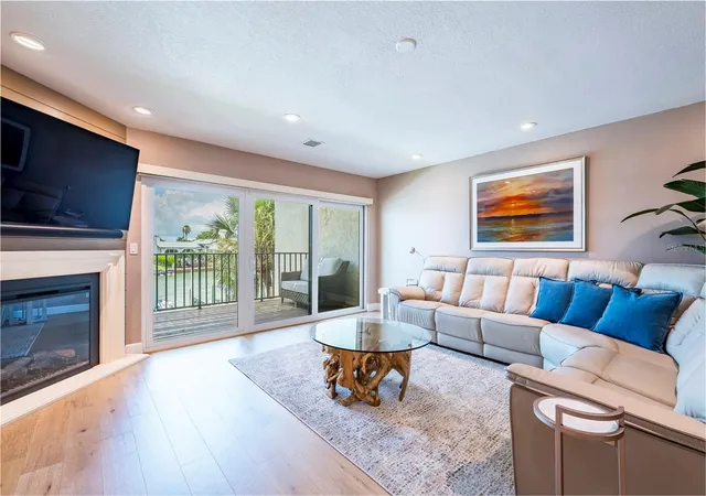 Homes for sale in Clearwater Beach, FL | 218 Skiff Pt, Clearwater Beach, FL 33767 | MLS# TB8520037