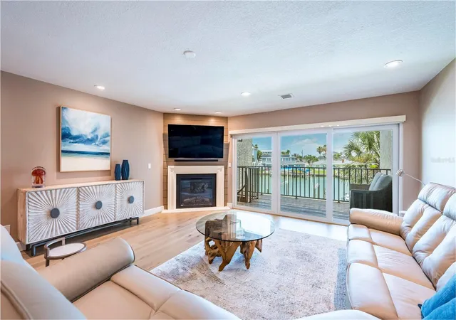 Homes for sale in Clearwater Beach, FL | 218 Skiff Pt, Clearwater Beach, FL 33767 | MLS# TB8520037