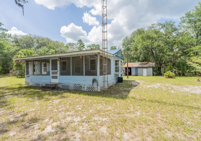 Homes for sale in Fort Mc Coy, FL | 15265 Country Club Blvd, Fort Mc Coy, FL 32134 | MLS# OM726790