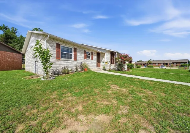 1st image of 10310 Blue Field Ct, Thonotosassa, FL 33592 | MLS# TB8520044