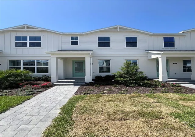 1st image of 1872 Crowncrest Dr, Apopka, FL 32703 | MLS# O6417537