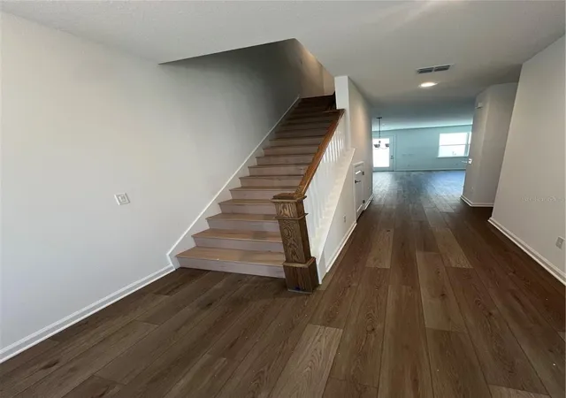 3rd image of 1872 Crowncrest Dr, Apopka, FL 32703 | MLS# O6417537