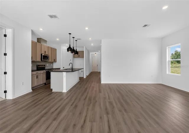 3rd image of 1623 Cane Bamboo Dr, Saint Cloud, FL 34771 | MLS# TB8520049