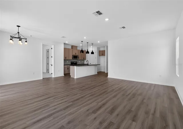 4th image of 1623 Cane Bamboo Dr, Saint Cloud, FL 34771 | MLS# TB8520049