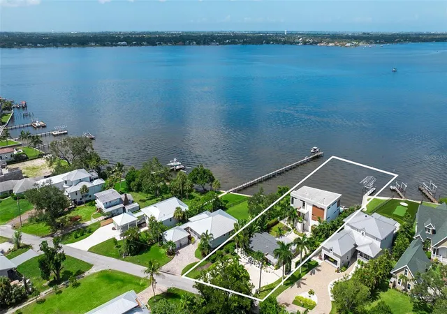 4th image of 907 35Th Avenue Dr W, Palmetto, FL 34221 | MLS# A4697289