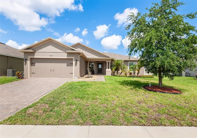 1st image of 444 Lake View Wy, Auburndale, FL 33823 | MLS# L4962827