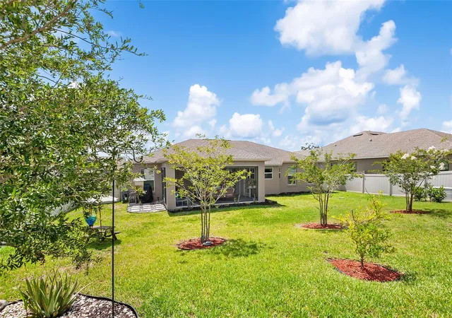 Photo 3 of Single family home for sale at 444 Lake View Way, Auburndale, FL 33823 | MLS# L4962827 | Listing updated on 2026-08-21