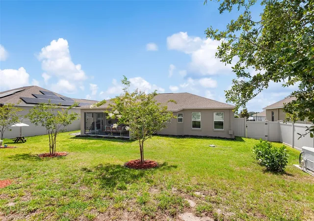 Photo 4 of Single family home for sale at 444 Lake View Way, Auburndale, FL 33823 | MLS# L4962827 | Listing updated on 2026-08-21