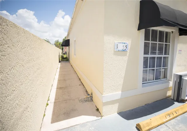 Photo 1 of Townhouse for sale at 1055 Universal Rest Pl, Kissimmee, FL 34744 | MLS# S5152039 | Listing updated on 2026-09-01