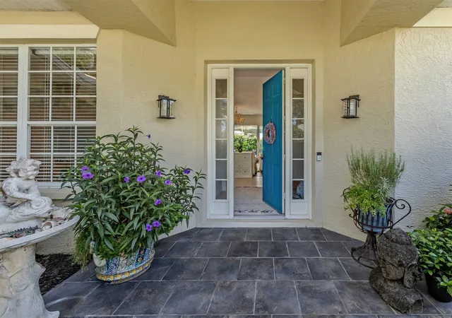 3rd image of 905 Bramley Ct #9, Venice, FL 34293 | MLS# N6144741