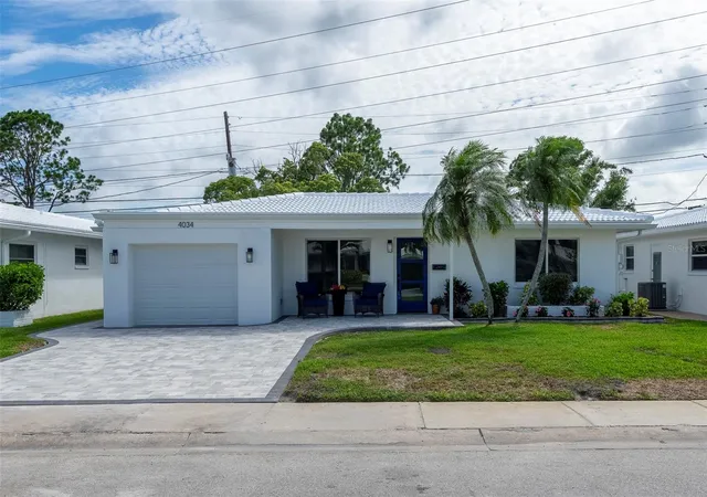 Photo 1 of Single family home for sale at 4034 Mainlands Blvd N, Pinellas Park, FL 33782 | MLS# TB8520075 | Listing updated on 2026-09-26