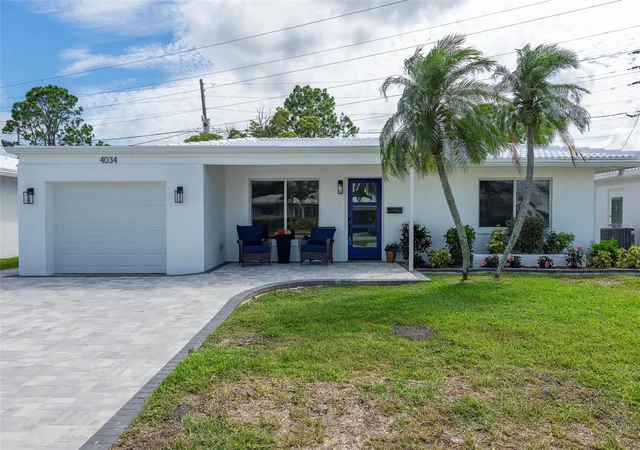 Photo 3 of Single family home for sale at 4034 Mainlands Blvd N, Pinellas Park, FL 33782 | MLS# TB8520075 | Listing updated on 2026-09-26