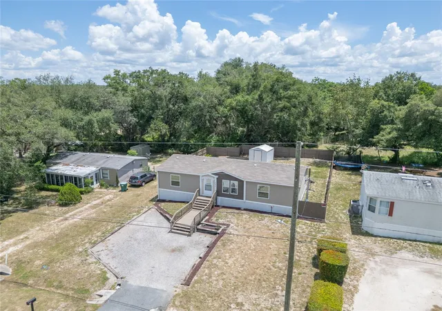 4th image of 242 Skyline Dr, Lady Lake, FL 32159 | MLS# R4911480