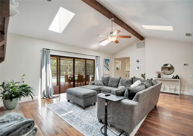 5th image of 5307 Jade Cir, Belle Isle, FL 32812 | MLS# O6417576