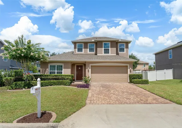 Homes for sale in Clermont, FL | 10226 Lenox St, Clermont, FL 34711 | MLS# S5152043