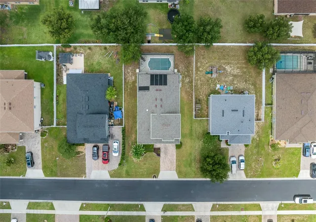 Homes for sale in Clermont, FL | 10226 Lenox St, Clermont, FL 34711 | MLS# S5152043