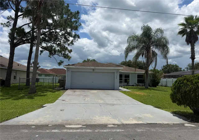 Photo 1 of Single family home for sale at 1127 Gardanne Ct, Kissimmee, FL 34759 | MLS# S5152045 | Listing updated on 2026-08-10