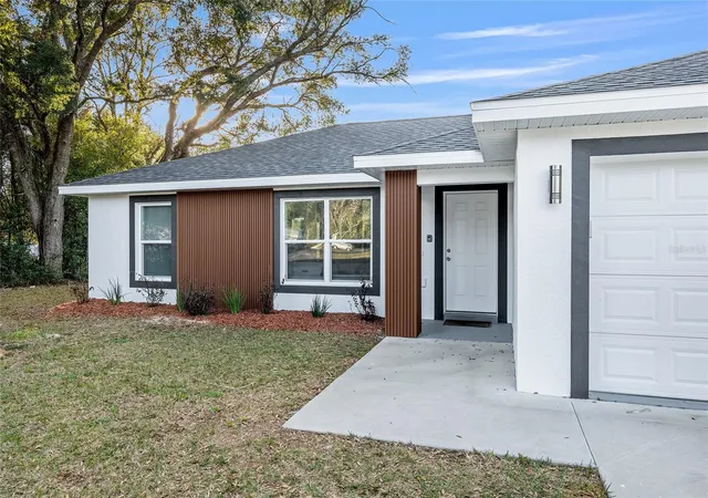 Photo 3 of Sale Pending at 7778 SW 146th Lane Rd, Ocala, FL 34473 | MLS# OM726806 | Listing updated on 2026-07-28