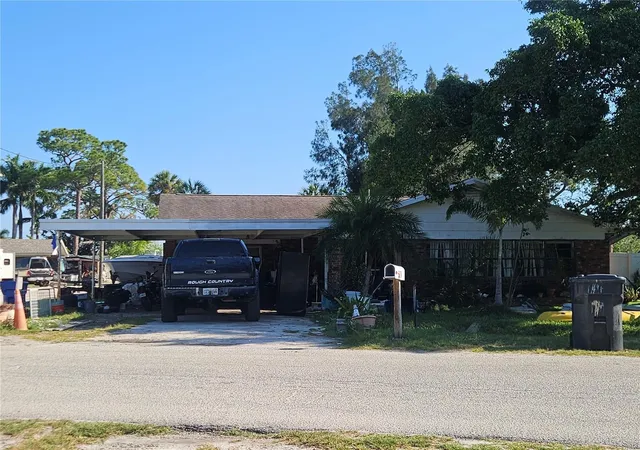 Single family home for sale at 609 1st Avenue NW, Ruskin, FL 33570 | MLS# TB8520119 | Listing updated on 2026-07-28