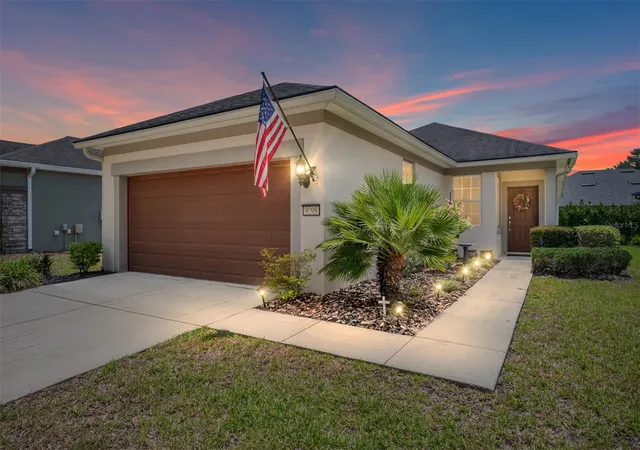 Photo 3 of Single family home for sale at 9098 Sw 70th Loop, Ocala, FL 34481 | MLS# OM726813 | Listing updated on 2026-09-25
