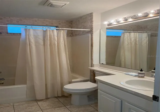 Photo 3 of Sale Pending at 6381 Egret Dr #14, Lakeland, FL 33809 | MLS# O6417623 | Listing updated on 2026-10-27