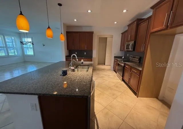 Photo 4 of Sale Pending at 1284 Bonita Cyn Dr, Kissimmee, FL 34759 | MLS# S5152050 | Listing updated on 2026-07-16