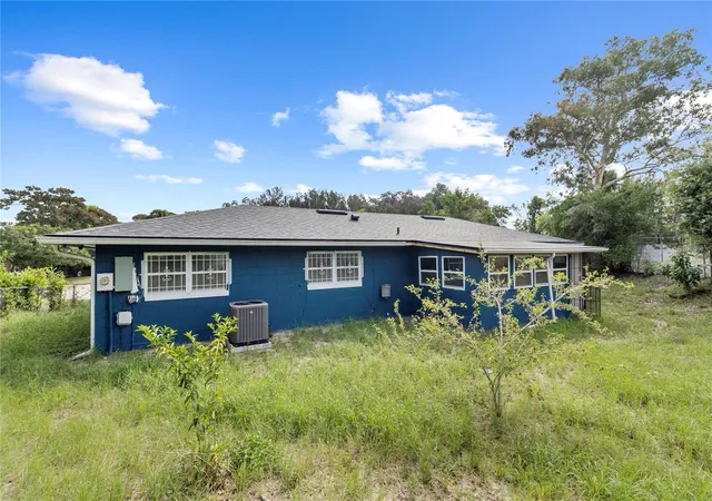 Photo 3 of Single family home for sale at 1700 Needlewood Ln, Orlando, FL 32818 | MLS# O6417629 | Listing updated on 2026-10-07