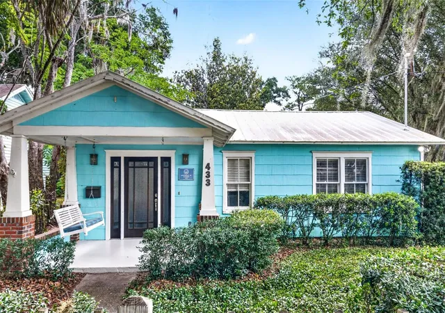 Photo 1 of Single family home for sale at 433 Se 7th Street, Gainesville, FL 32601 | MLS# GC541271 | Listing updated on 2026-08-15