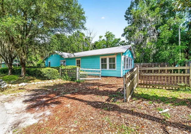 Photo 32 of Single family home for sale at 433 SE 7th Street, GAINESVILLE, FL 32601 | MLS# GC541271 | Listing updated on 2026-08-15