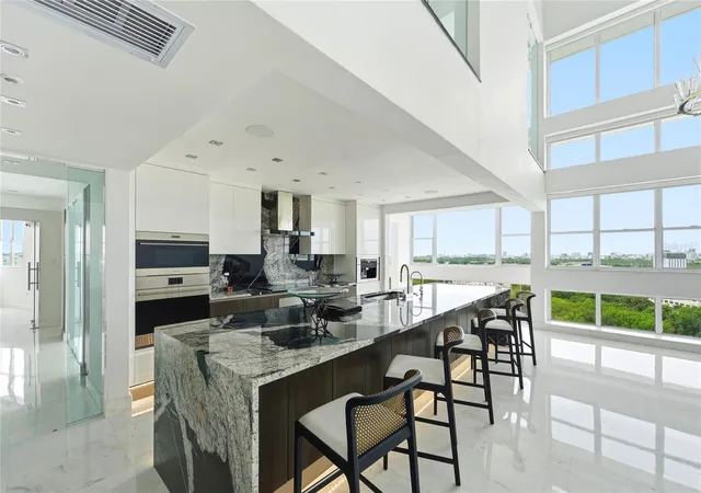 Photo 2 of Condo for sale at Mirador Del Parque Sergio Cuevas & Juan B Rodriguez #17, San Juan, PR 00918 | MLS# PR9122158 | Listing updated on 2026-06-18