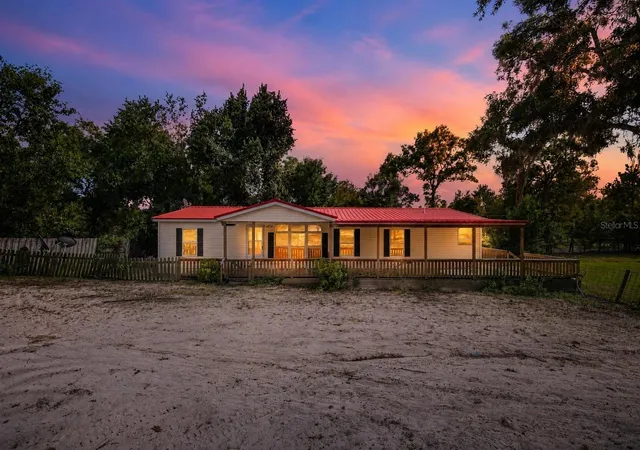 Photo 1 of Manufactured home for sale at 2251 Se 136th Ave, Morriston, FL 32668 | MLS# OM726818 | Listing updated on 2026-10-02
