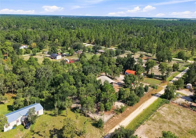 Photo 50 of Manufactured home for sale at 2251 Se 136Th Ave, MORRISTON, FL 32668 | MLS# OM726818 | Listing updated on 2026-10-02